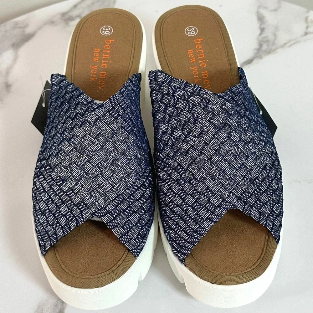 Bernie Mev New York Womens Metalic Navy Woven Platform Wedge Sandals SZ 39 NEW